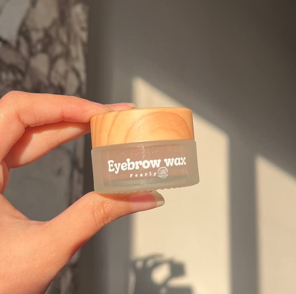 Eyebrow Wax