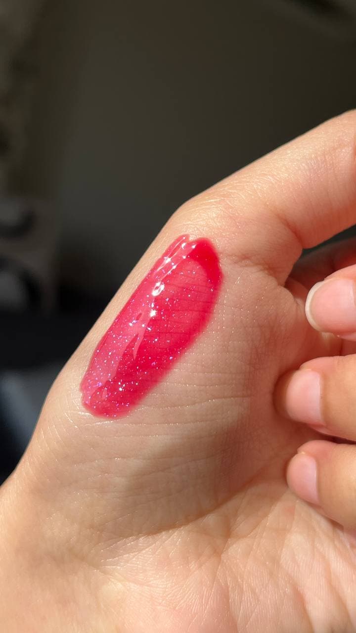 Lipgloss - Velvet Cherry 4